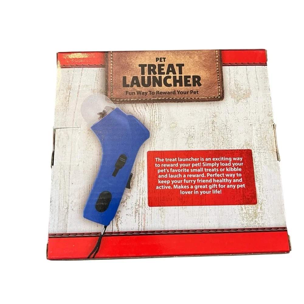 Pet Treat Launcher‎ nwt